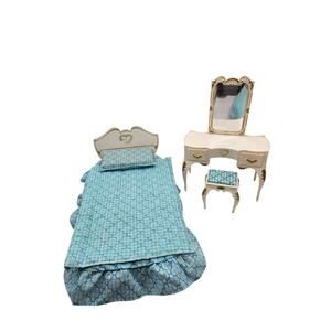 Vintage‎ Marx Sindy Doll Bedroom Furniture 1978 Bed & Vanity Set